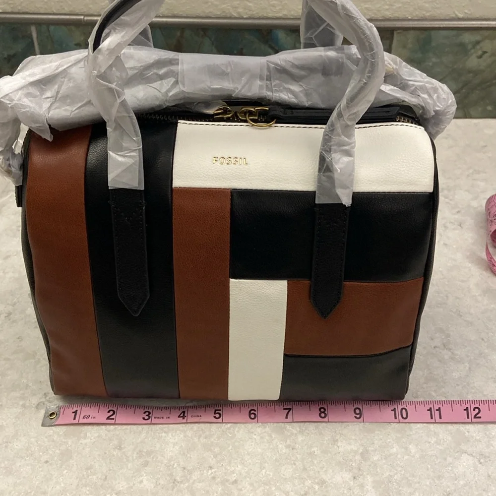 NWT Sydney Satchel in "Neutral Multi" by Fossil. Beautiful bag! - Picture 9 of 15